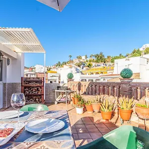 awesome-home-in-malaga-w-wifi-and-2-bedrooms.es-andalucia.com/